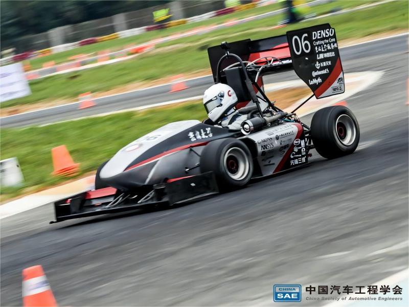 We cooperated with China famous universities for the Formula Racing